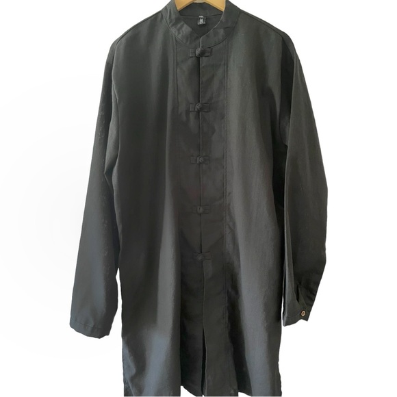 Xing Long Black Knotted Button Long Shirt, 5XL - Picture 3 of 12